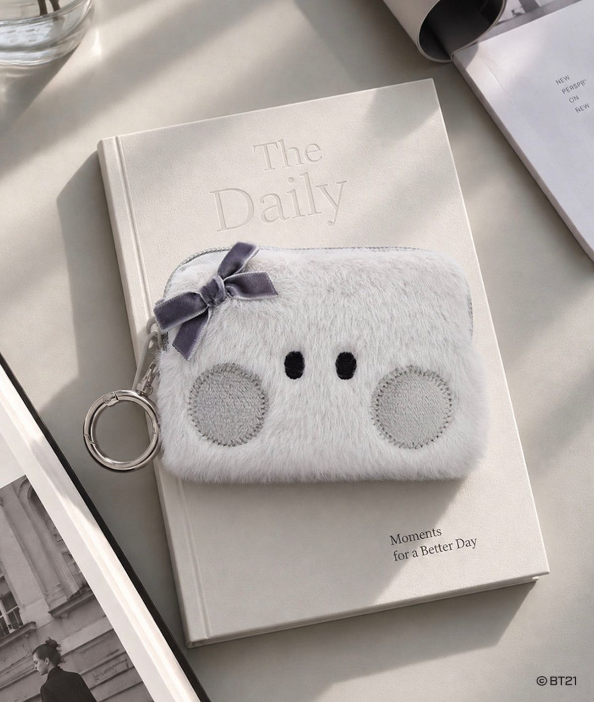 BT21 Official MONOTONE Pouch