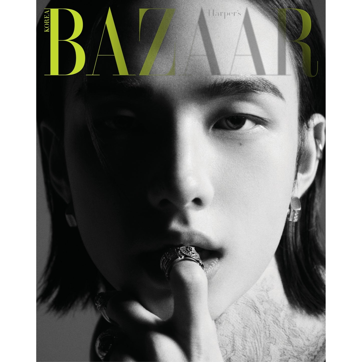 STRAY KIDS HYUNJIN - Harper Bazaar Korea Magazine December 2023