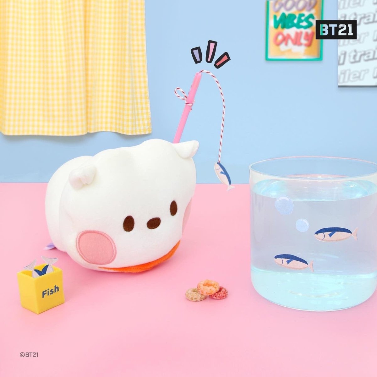 LINE X BT21] BT21 Minini Face Big Cushion + Free Express Shipping – K-STAR