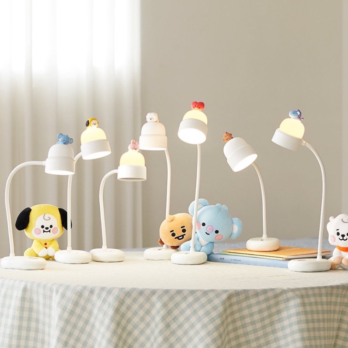 LINE X BT21] Portable Mood Light (Free Express Shipping) – K-STAR