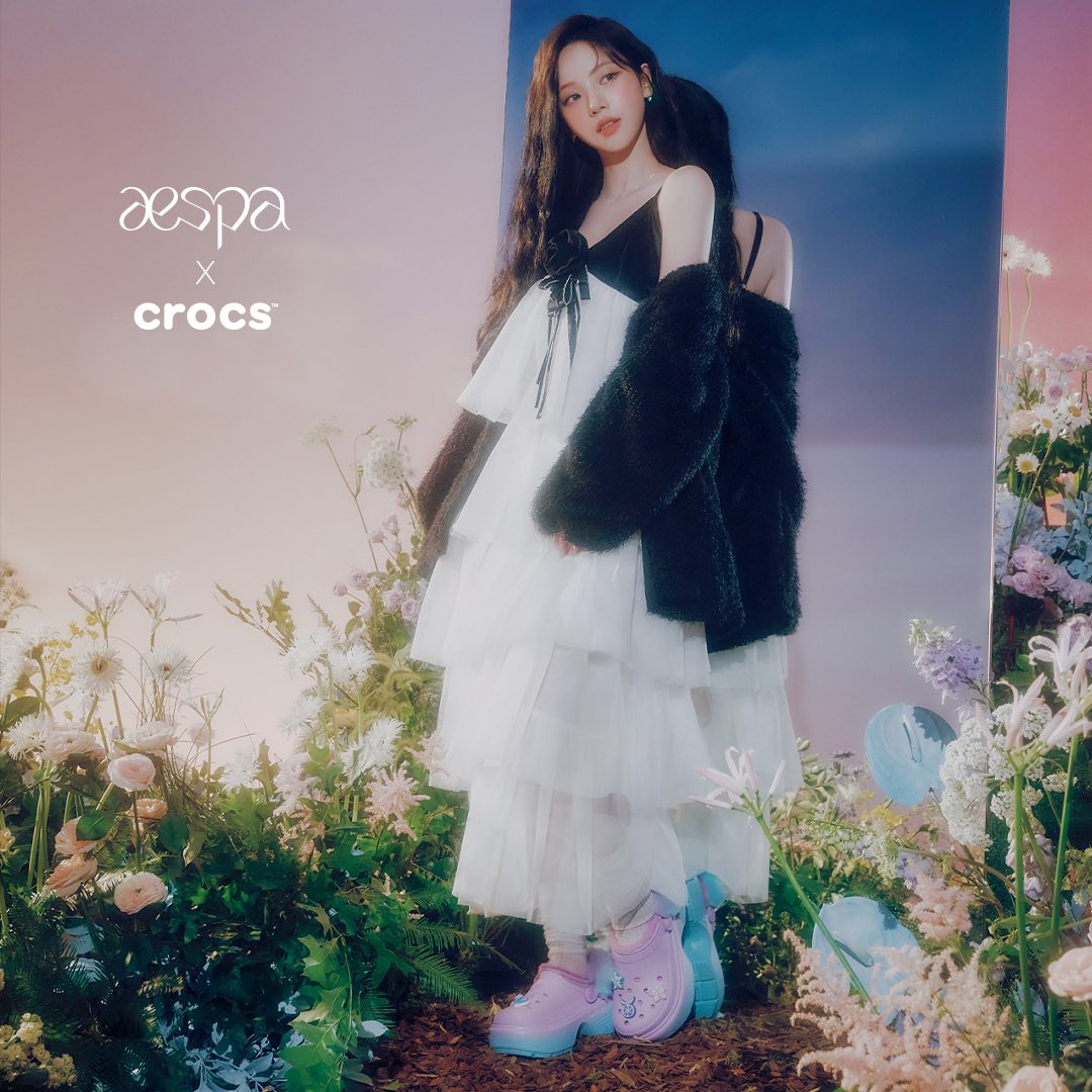 aespa x Crocs Official Collaboration Stomp Lined Clog – K-STAR