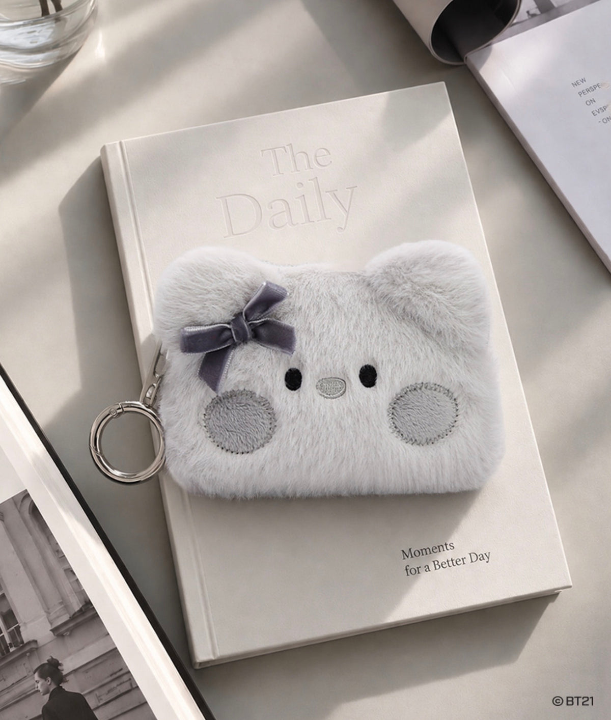 BT21 Official MONOTONE Pouch