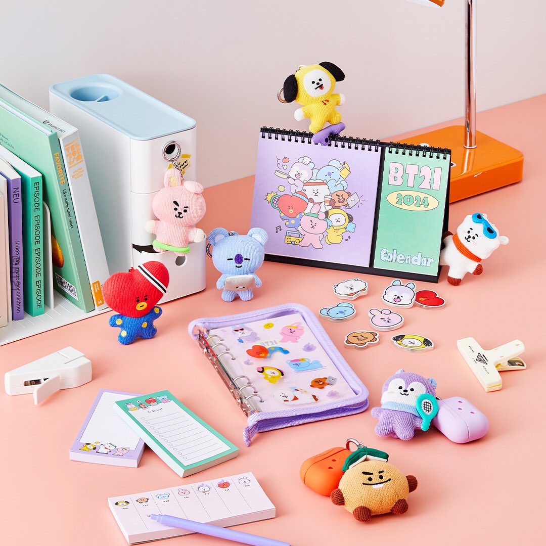 BT21 Official Knitted Keyring 2024 Season’s Greetings