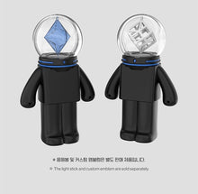 CNBLUE JUNG YONG HWA LIGHT STICK CRADLE