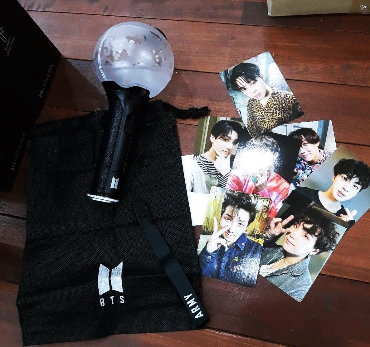BTS Official ARMY Bomb Light Stick Ver.3 + BTS Funko Pop (Free Shipping w/Tracking Number)