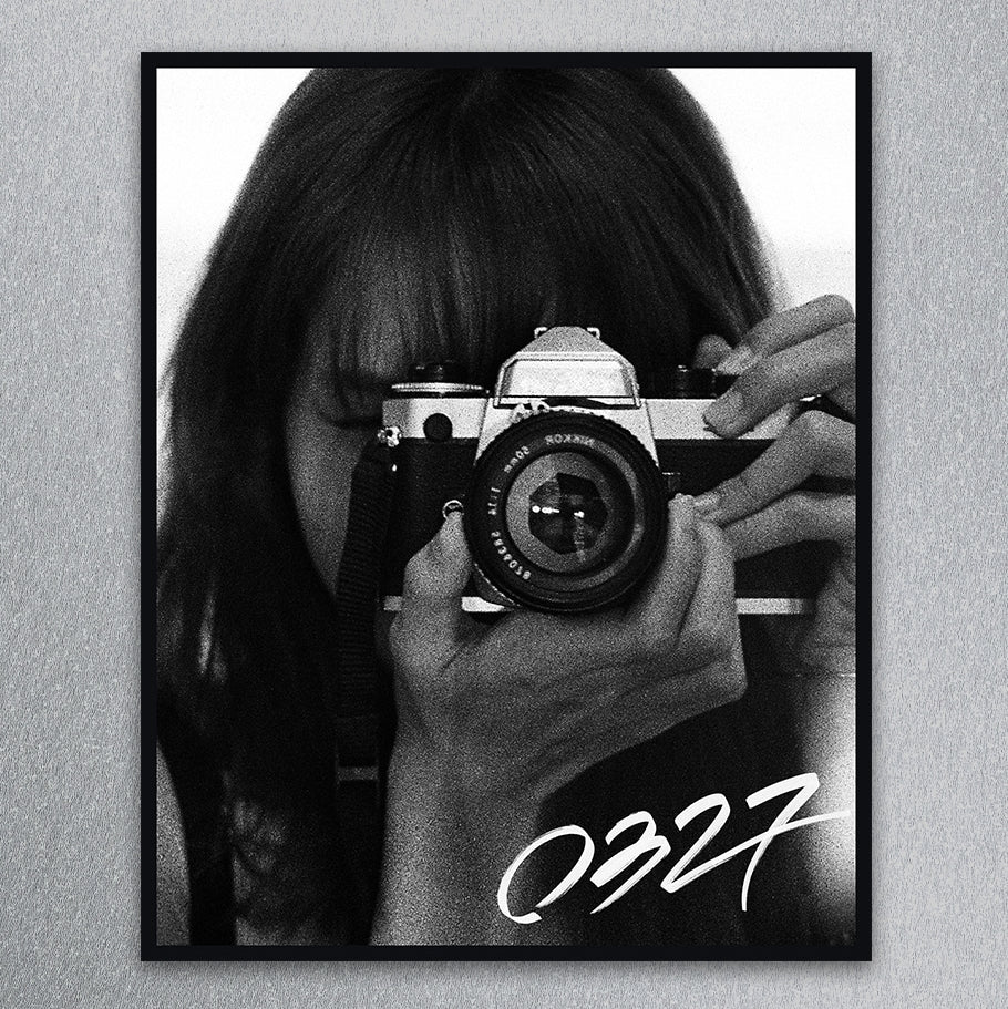 [YG] BLACKPINK LISA Photobook 0327 (Limited Edition)