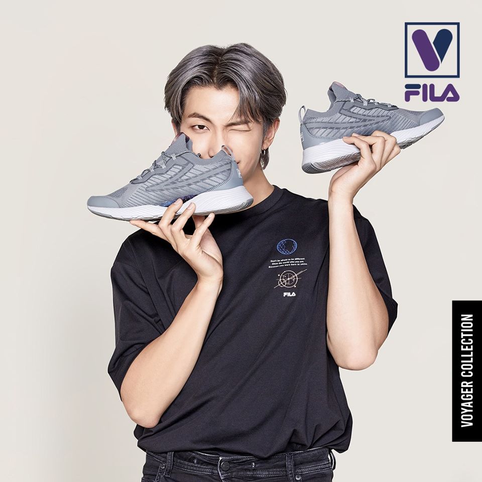 [FILA X BTS] Loose-fit Graphic Short Sleeve Tee
