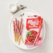 LOTTE Strawberry Pepero 37g