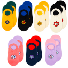 [LINE X BT21] Boat Socks Flower Version