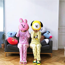 [LINE X BT21] Teejama Set. (Free Shipping)