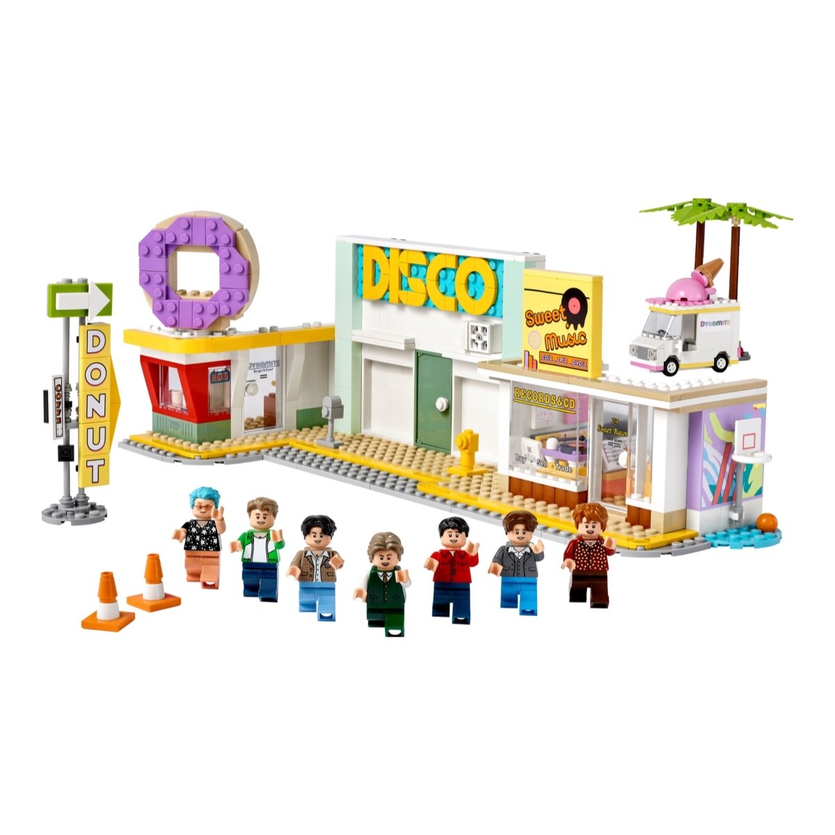 BTS x LEGO Official Collaboration Dynamite 749pcs Limited Edition - K-STAR