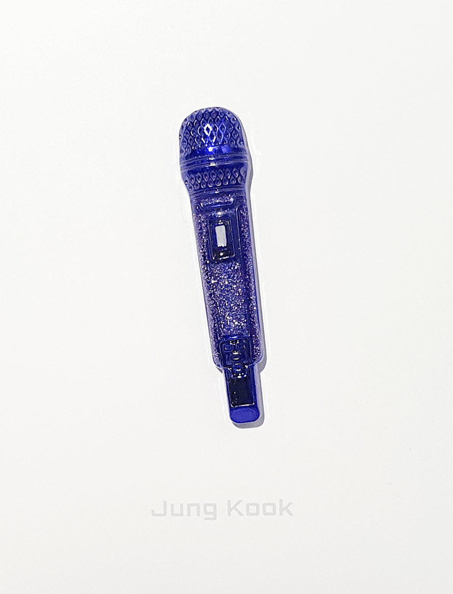 HYBE INSIGHT - BTS Official Member Mic Badge + Photocard – K-STAR