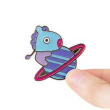 [LINE X BT21] Space Wappen Metal Badge (2ea)