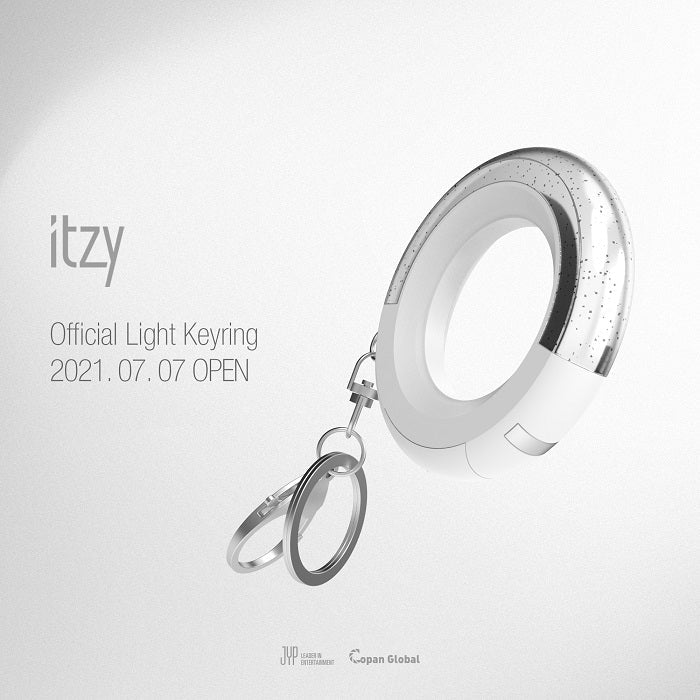 [JYP] ITZY - Official Lightstick Keyring - K-STAR