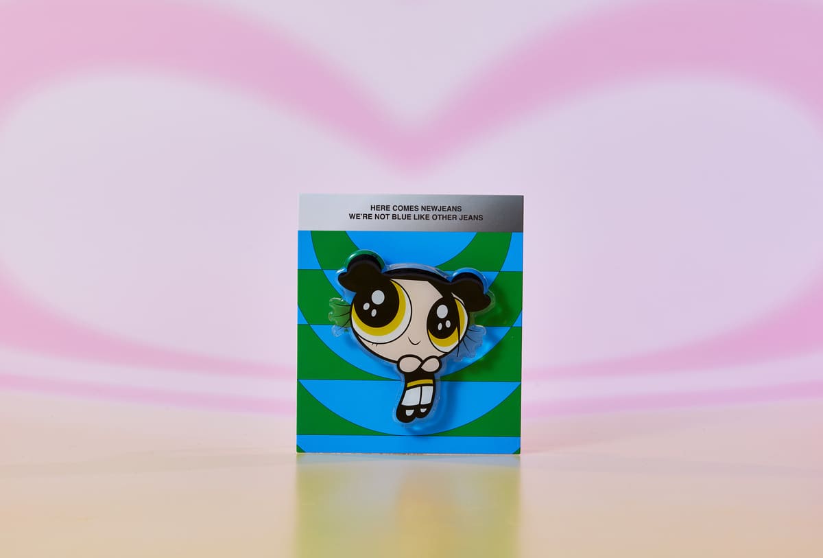 NEWJEANS x THE POWERPUFF GIRLS Official Acrylic Smart Tok - K-STAR