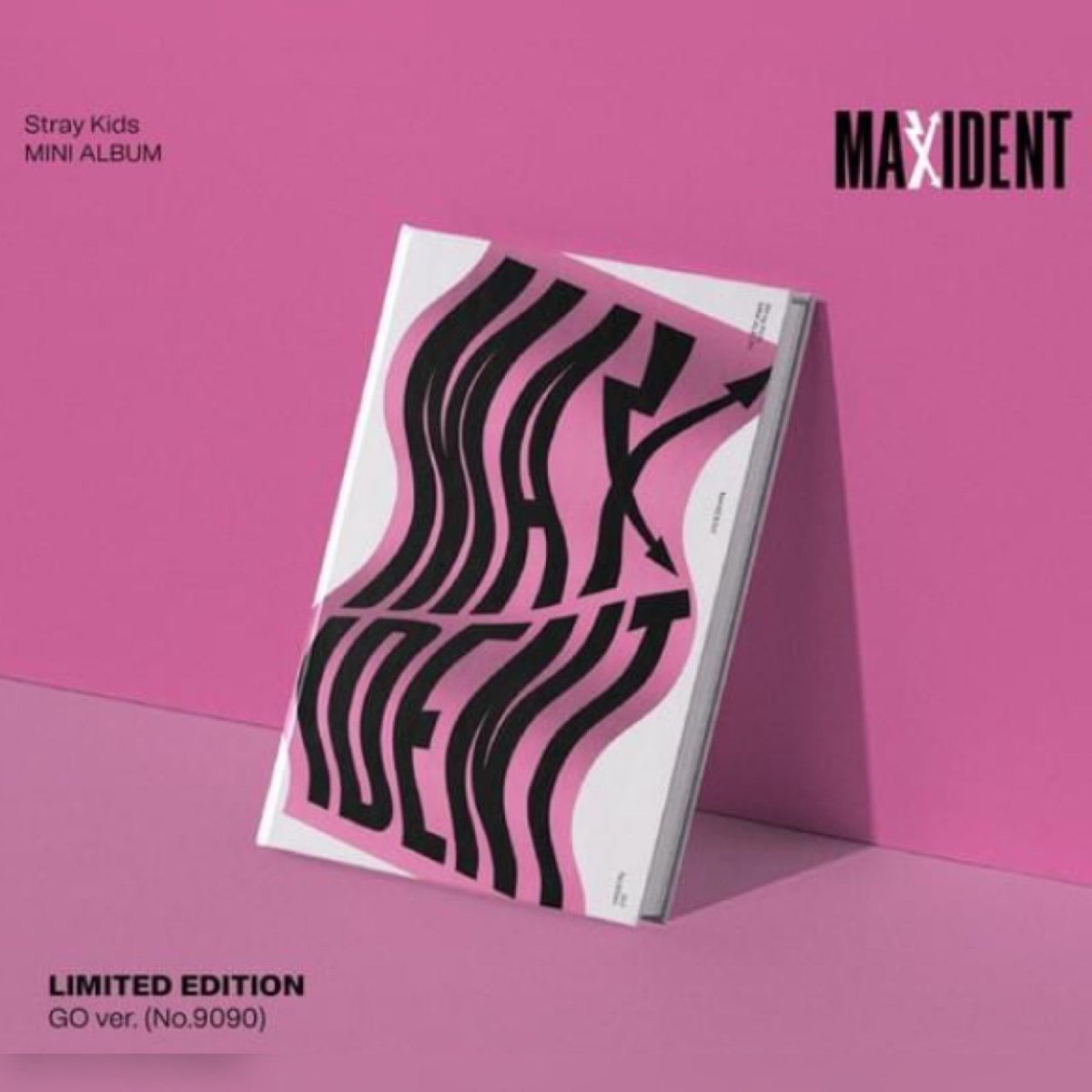 STRAY KIDS - MAXIDENT LIMITED Version – K-STAR