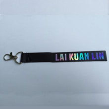 WANNA ONE All Members Holographic Keychain